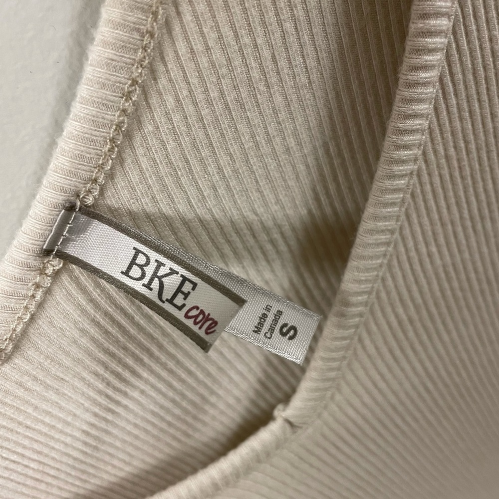 Basic Ribbed Cream Shirt - Picture 2 of 2